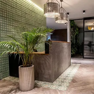 103 Wonderful House Aparthotel